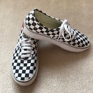 CHECKERED VANS